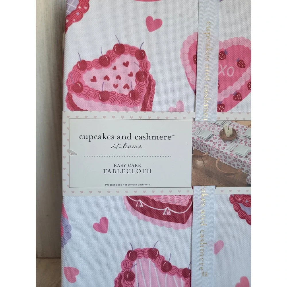 Cupcakes cashmere NEW 70